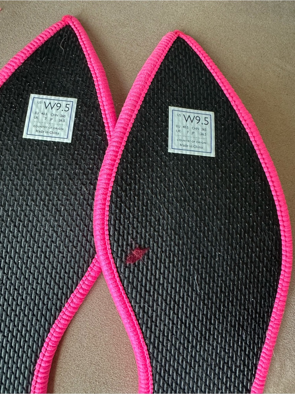 Rothy's The Point Ballet Flat Slip-On Merino Wool Currant Pink Size 9.5 - Picture 12 of 15